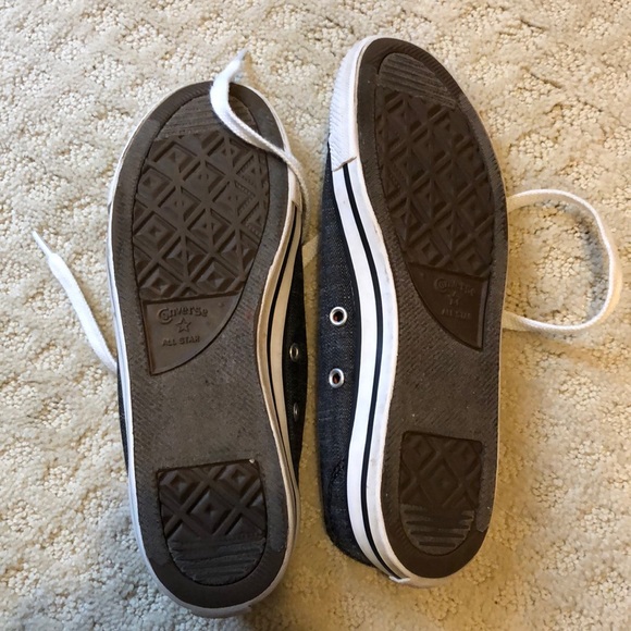 Converses size 6 - Picture 3 of 4
